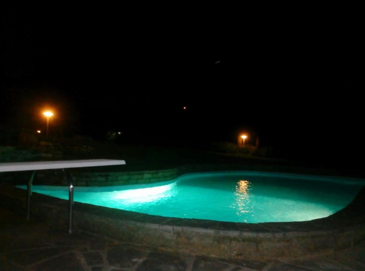 Villa Alice Lesa Exterior foto